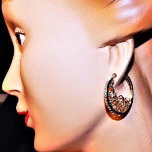 <3Studded Inside & Out~1/2 Scrolled Hoop Earrings<
